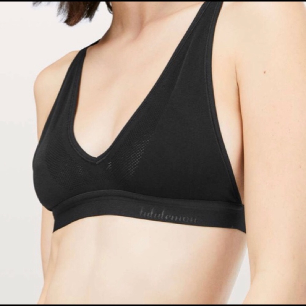 LULULEMON A little bit closer bralette Sz L NWT